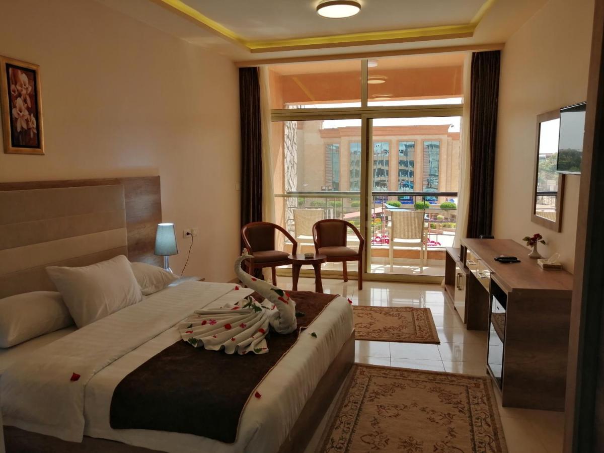 Jewel Inn Beni Suef Exteriör bild