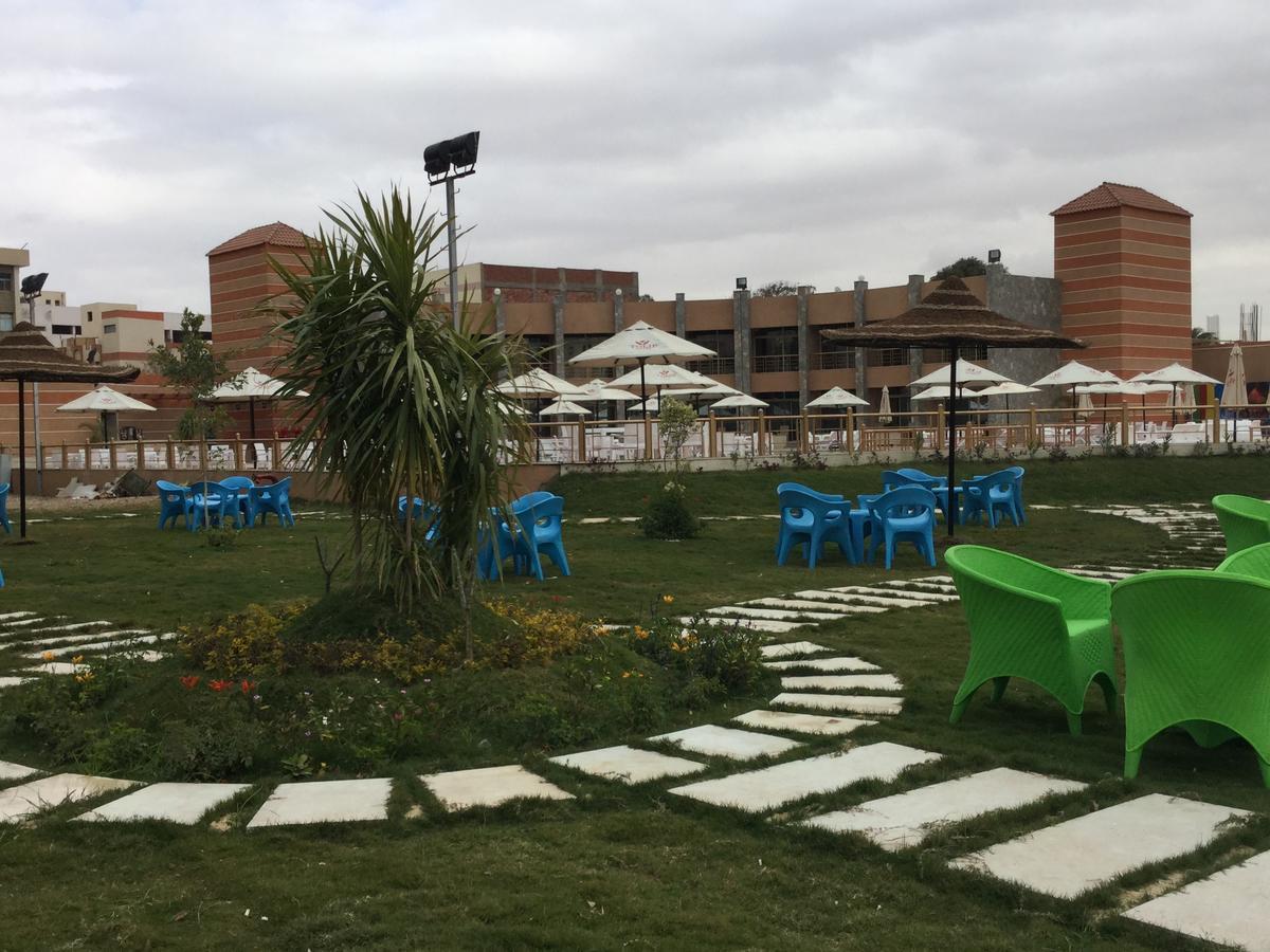 Jewel Inn Beni Suef Exteriör bild
