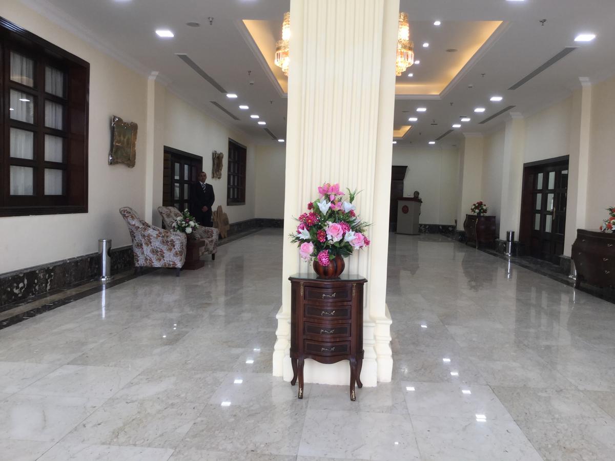 Jewel Inn Beni Suef Exteriör bild