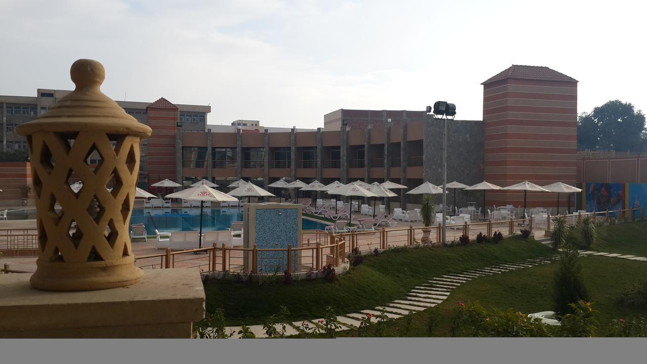 Jewel Inn Beni Suef Exteriör bild